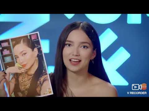 Carmín vuelve a las redes