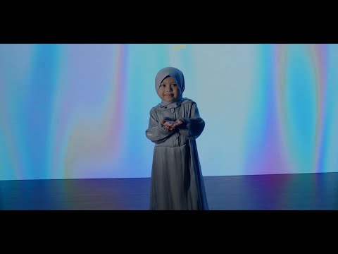 Bismillah - Ameena ( 3 y Old) - (Happy Eid Mubarak)