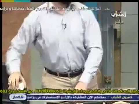على الهواء سلفي مصري يضرب ويمسح الارض بـ كلب شيعي قذر