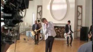 Kids in Glass Houses - Behind the Scenes of Undercover Lover