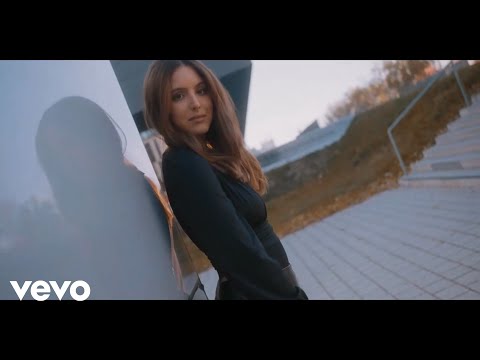 Mihaylov, Sinny & Fako - Loose Screw