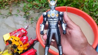 Playing and cleaning the muddy Tayo bus, Airplane Toys, Thomas train and muddy Tayo bus