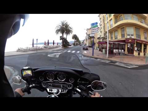 Mit der Harley durch Menton in Richtung Monaco