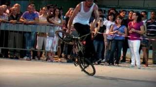 preview picture of video 'Pegorock 2010 BMX demo'