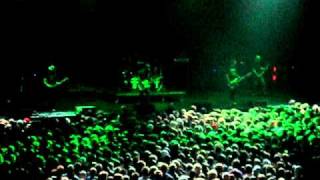 Corroded - Piece By Piece (Oslo Spektrum support Avenged Sevenfold 24/11-2010)