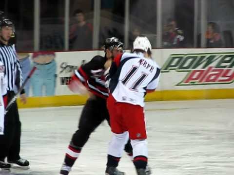 Adam Keefe vs Kyle Hagel