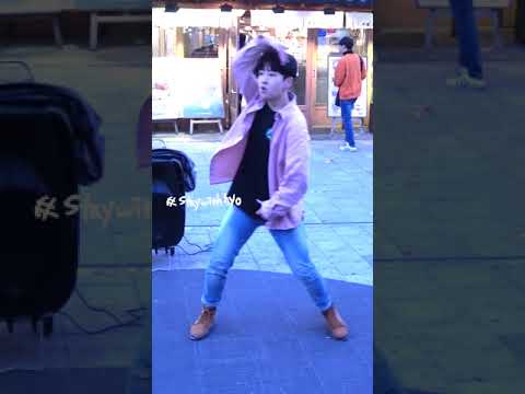 [staywithHYO]180325 디오비 DOB 홍대공연｜방탄소년단(BTS) - DNA｜김효진focus