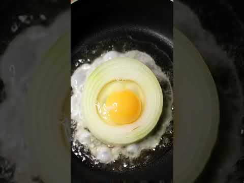 The Secret to Perfect Eggs is an Onion?!