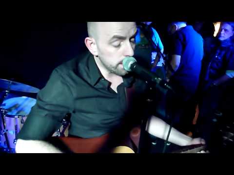 Bakers Breeze plays at Cafe a Gogo