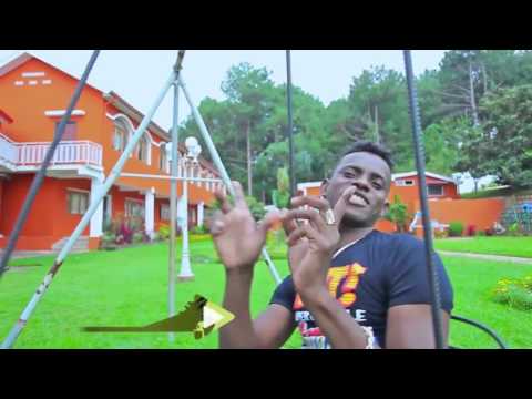 BEMALAZA & VAIAVY CHILA   Vadiko Tsy Hialako