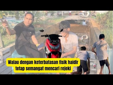 haidir-yang-berjuang-untuk-mencari-rejeki-walau-dengan-keterbatasan-fisiknya
