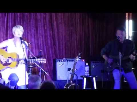 Shawn Colvin with Steuart Smith "Acadian Driftwood" Cayamo 2015