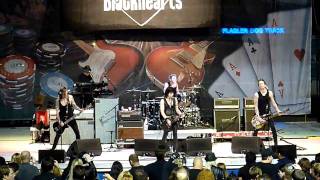 A.C.D.C. (Live Clip) - Joan Jett and the Blackhearts