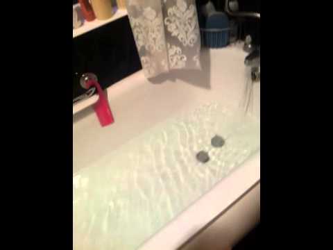 ASMR RUNNING A BATH relaxing sounds and visuals