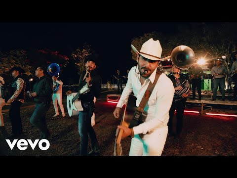 Los De La Noria, Calibre 50, Banda Carnaval - Chiquita Bonita (En Vivo)