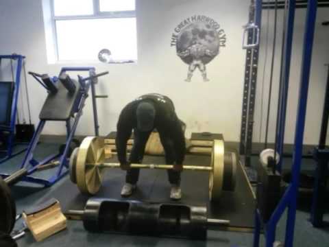 Mark Felix 266kg apollons axle deadlift