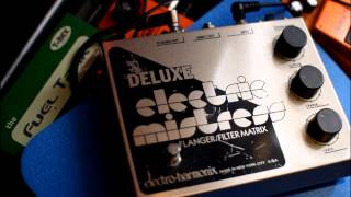 Electro Harmonix Deluxe Electric Mistress Demo