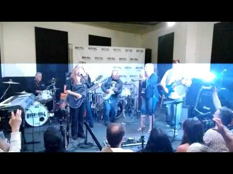 Nancy Wilson - Rock and Roll Fantasy Camp - Fred & Jen song 1