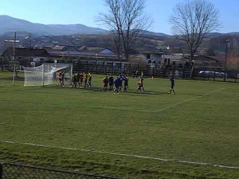 Aurul Brad-Minerul Uricani 4-0 (ocazie buna de a deschide scorul)