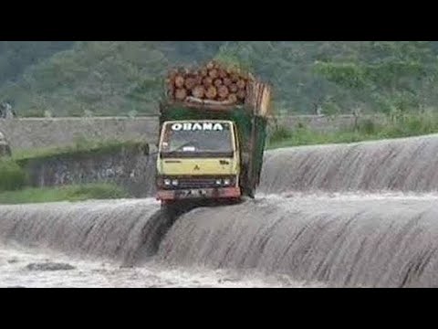10 Dangerous Fails Biggest Dump Truck Operator Skills, Fastest Heavy Equipment Machines Driving