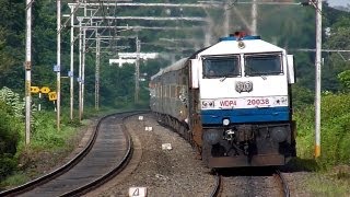 preview picture of video 'WDP-4 Jet engine humming sounds Udyan Express!!'