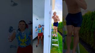 Download lagu My brother PRANKS me while I'm SHOWERING!! mp3