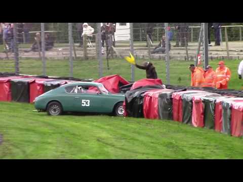 Castle Combe - BIG Crash - Historic Intermarque Race- Autumn Classic - 7/10/17