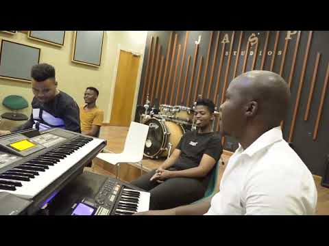 Indumiso Ye Tende Band - Khayelihle Instrumental