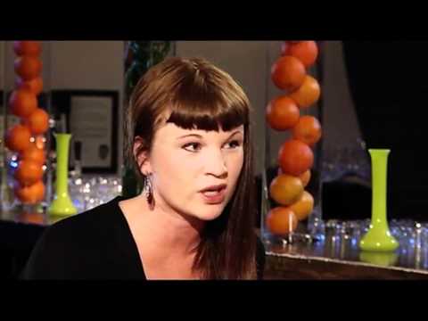 Vänsterpartiets Clara Lindblom om låga ungdomslöner