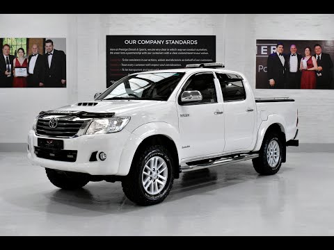 Toyota Hilux 3.0 D4-D Manual Invincible Double Cab Mountain Top Back Low Mileage. 4K Video