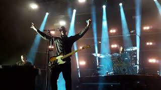 White Lies &quot;Getting even&quot; Live Antwerp 2022
