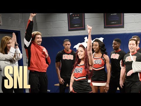 Cheerleading Show - SNL