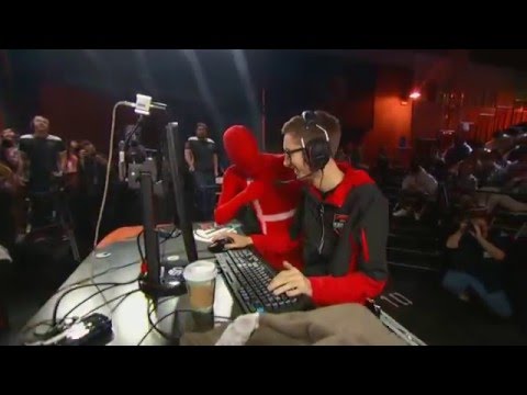 LoL All Star 2015 ! Deficio visits and support for Bjergsen