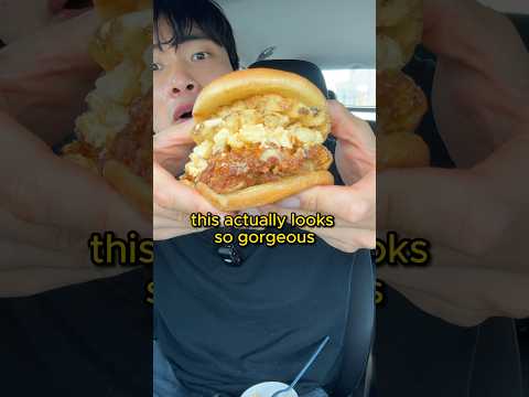 Best Chick-fil-a Hack So Far!!!🔥🔥🤤 #food #fastfood #americanfood #chicken #sandwich #foodreview