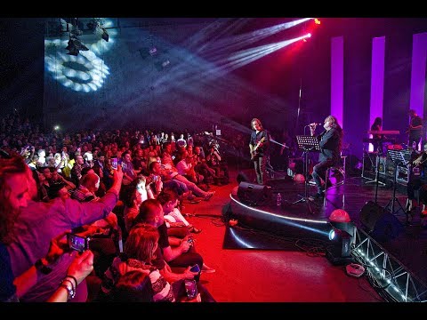 DIVLJE JAGODE Feat. TIFA & PERO GALIĆ - KAP PO KAP (Live in Sarajevo)