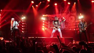 Atreyu Performing &quot;Bleeding Mascara&quot; at Revolution Live