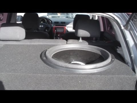 18" Sundown Audio ZV3 flexing Mazda 3 Hatchback