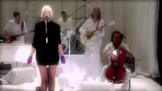 Sia - Soon We&#39;ll Be Found_Live HD (with lyrics)