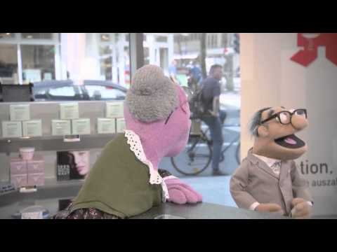 Wiwaldi Show Outtake: Omi & Opi Flönz & der Radfahrer