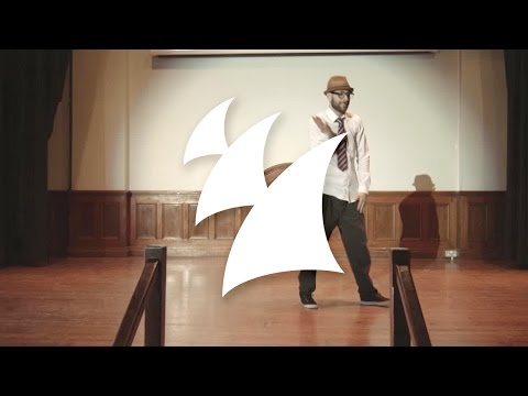Twax feat. Solomina - Movin On (Official Music Video)