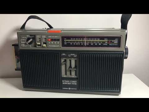 GE Stereo AM/FM radio with 8 Track player, model 3-5531A