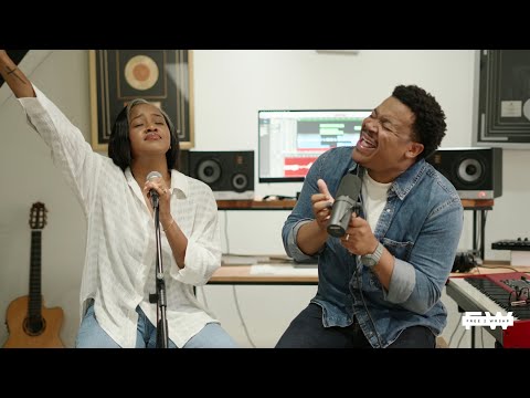 A Free 2 Wrshp Christmas