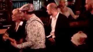 Making off Jeanne Moreau's track