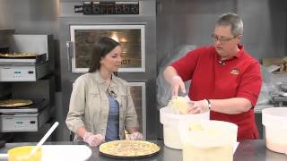 Iowa Girl Eats makes a Casey's Breakfast pizza with Rosie Sellers