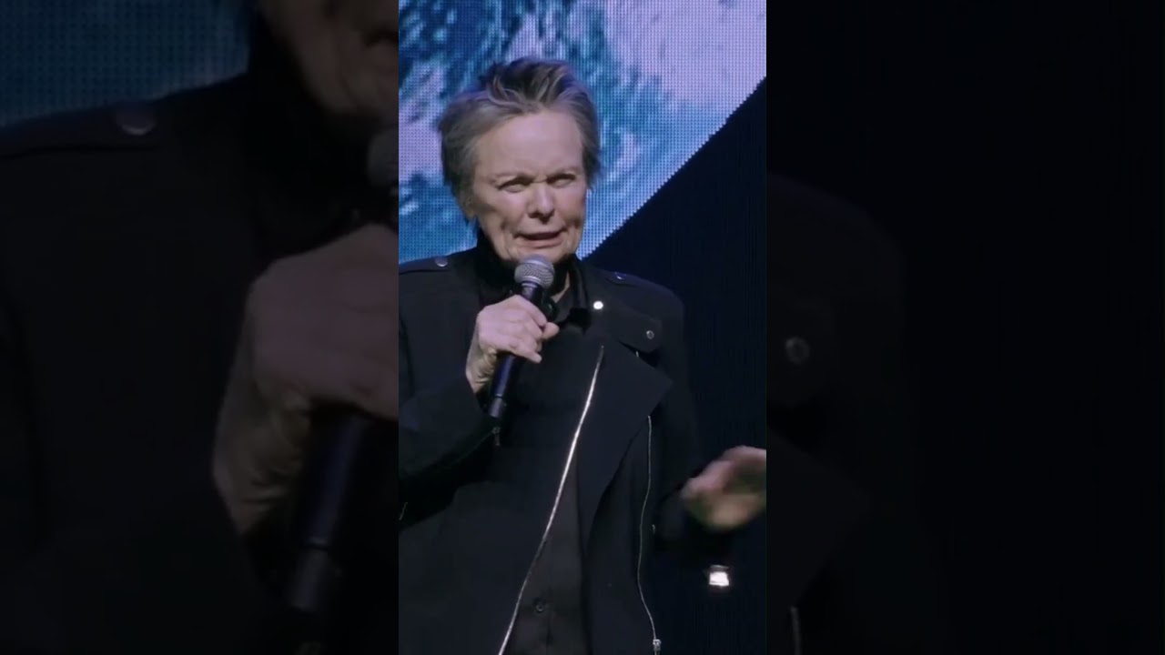 Laurie Anderson asked Thomas Pynchon for permission to adapt Gravity's Rainbow - and he replied