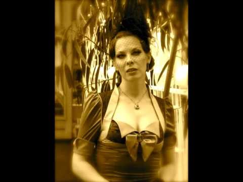 Lana Merkulova - 'Round About Midnight'