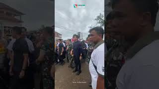 Download lagu LIVE REPORT: VICE PRESIDENT GIBRAN ARRIVES IN CIKEMBAR, SUKABUMI, TO MEET DISASTER VICTIMS mp3 Download lagu LIVE REPORT: VICE PRESIDENT GIBRAN ARRIVES IN CIKEMBAR, SUKABUMI, TO MEET DISASTER VICTIMS mp3