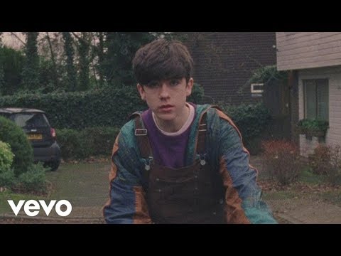 Declan McKenna - The Kids Don't Wanna Come Home (Official Video)