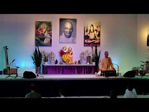 Satsang "Om Tat Sat" mit Narendra - Yoga Vidya Live, 12.06.2023, 20:00 Uhr