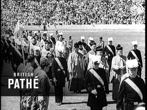 100,000 Attend Mass (1931)